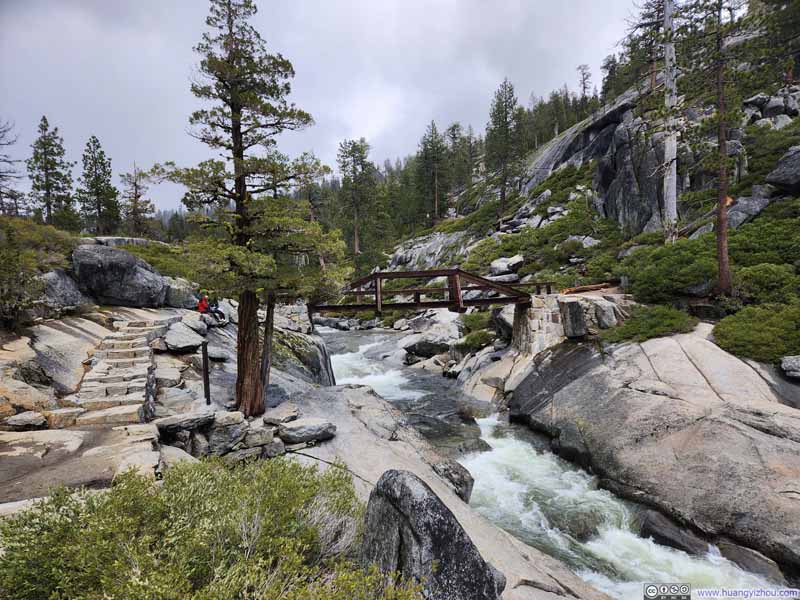 Footbridge over Yosemite Creek