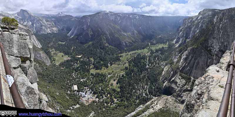 Yosemite Valley from Yosemite Point