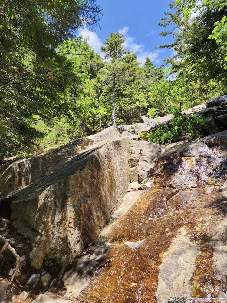 Steep Part along Flume Slide Trail