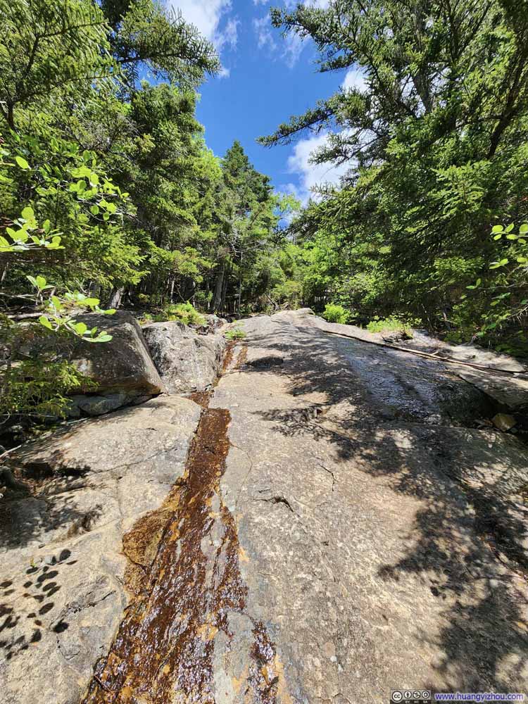 Steep Part along Flume Slide Trail