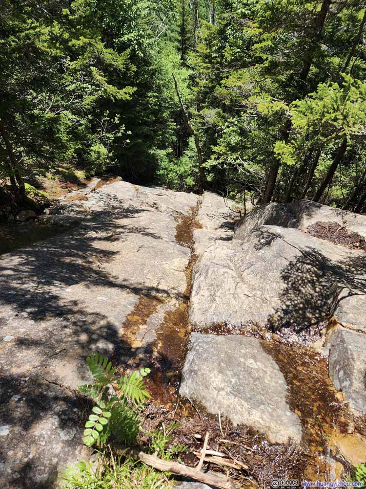Steep Part along Flume Slide Trail
