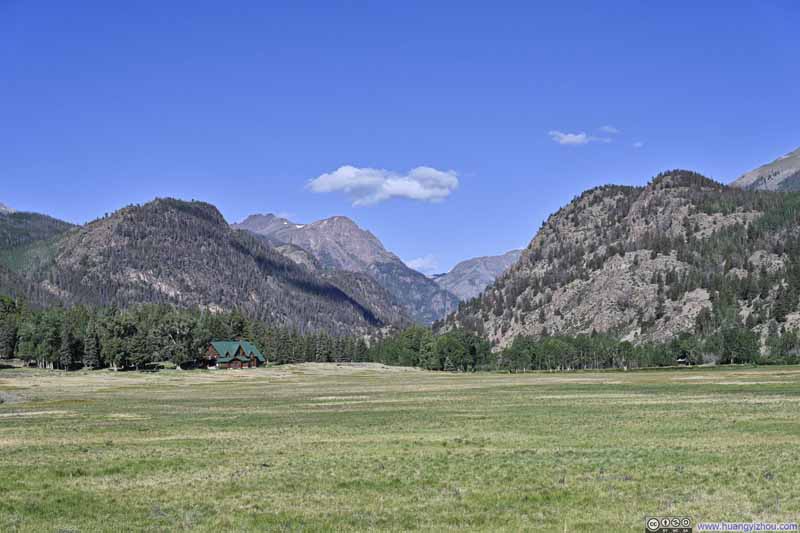 Mountains beyond Meadow
