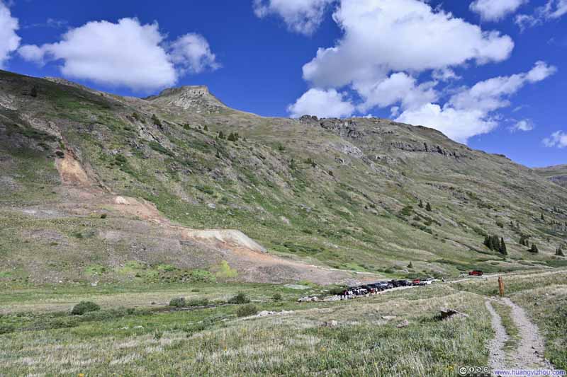 Looking Back at Trailhead
