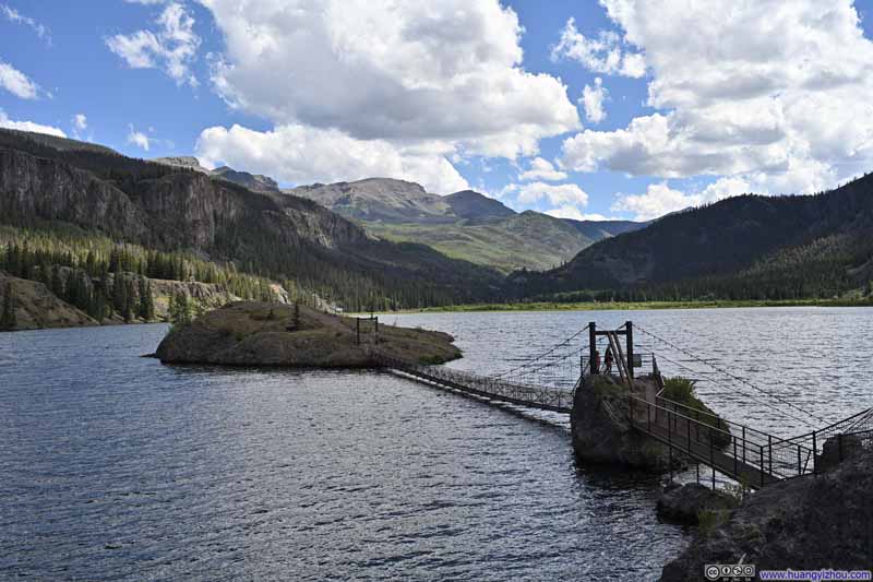 Lake San Cristobal