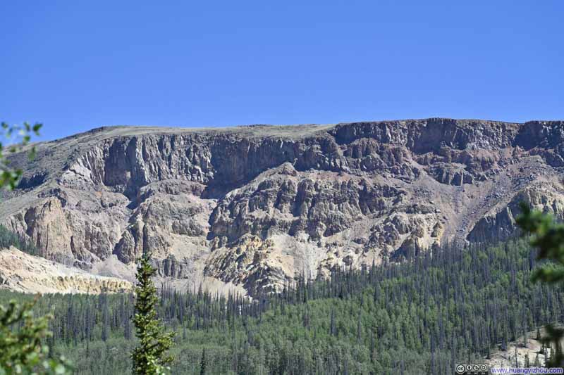 Site of Rock Slide: Mesa Seco