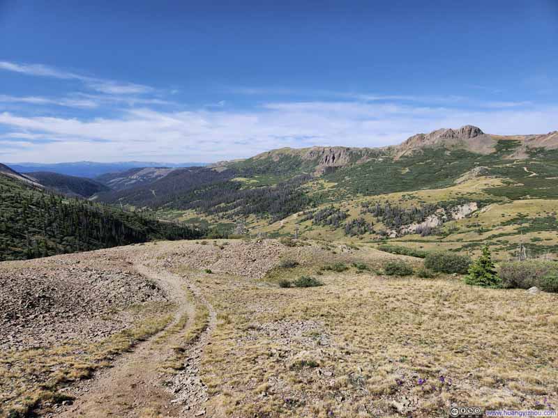 Trail against West Willow Creek Valley