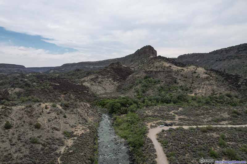Junction of Rio Grande and Rio Pueblo de Taos